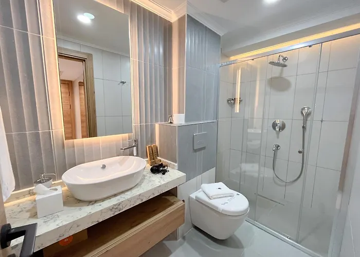 Ladur فندق ترابزون